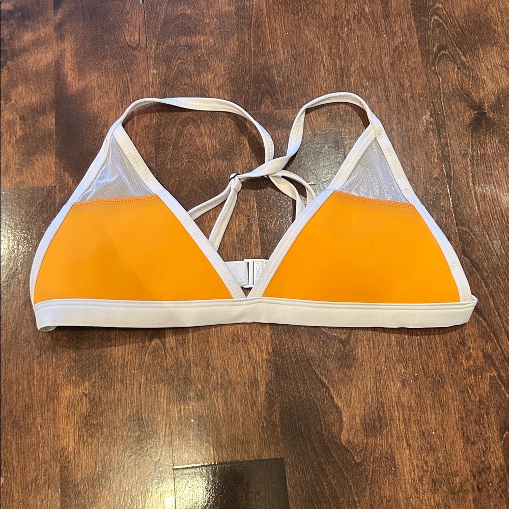 Hoaka top bikini